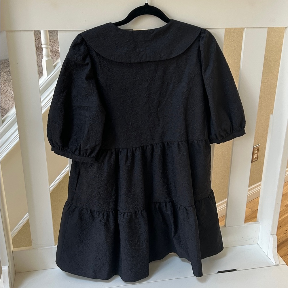 AMANDA UPRICHARD/ REVOLVE Evangeline dress in eclipse black puff sleeve - Picture 5 of 7
